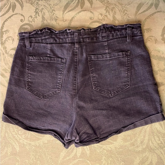 Blue Spice stretch denim shorts size 13.  Gathered waistband detail, rolled hem. - Picture 2 of 8